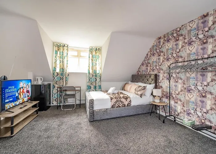 Alloggio in famiglia *ra27r* For Your Most Relaxed & Cosy + Free Parking + Free Fast Wifi * Leeds (West Yorkshire)