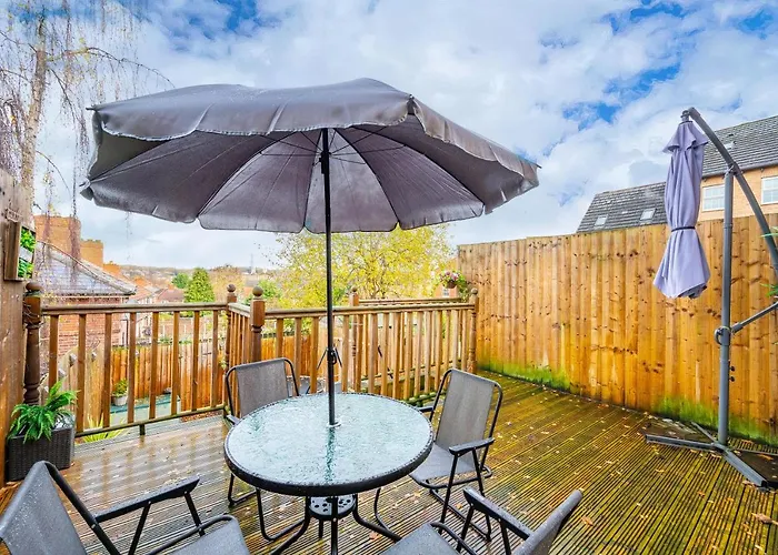 Alloggio in famiglia *ra27r* For Your Most Relaxed & Cosy + Free Parking + Free Fast Wifi * *